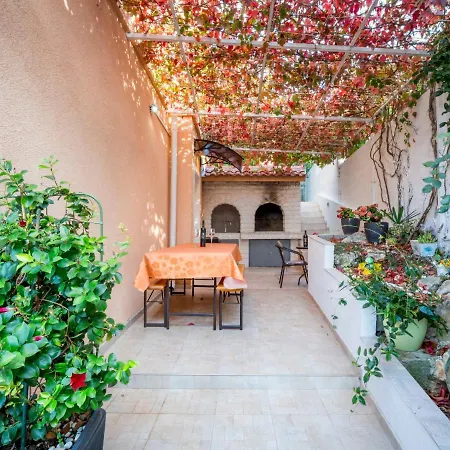 Andrea-2 By Interhome 扎博里克