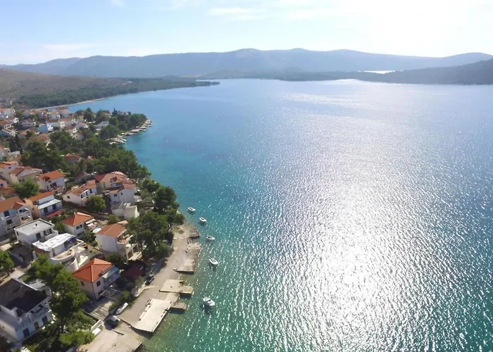 Andrea-2 By Interhome 公寓