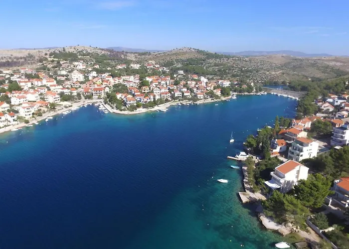 Andrea-2 By Interhome 公寓